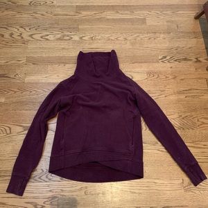 Lululemon sweatshirt